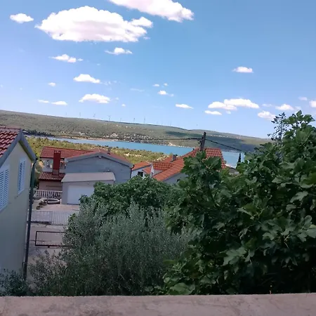 Vini شقة *